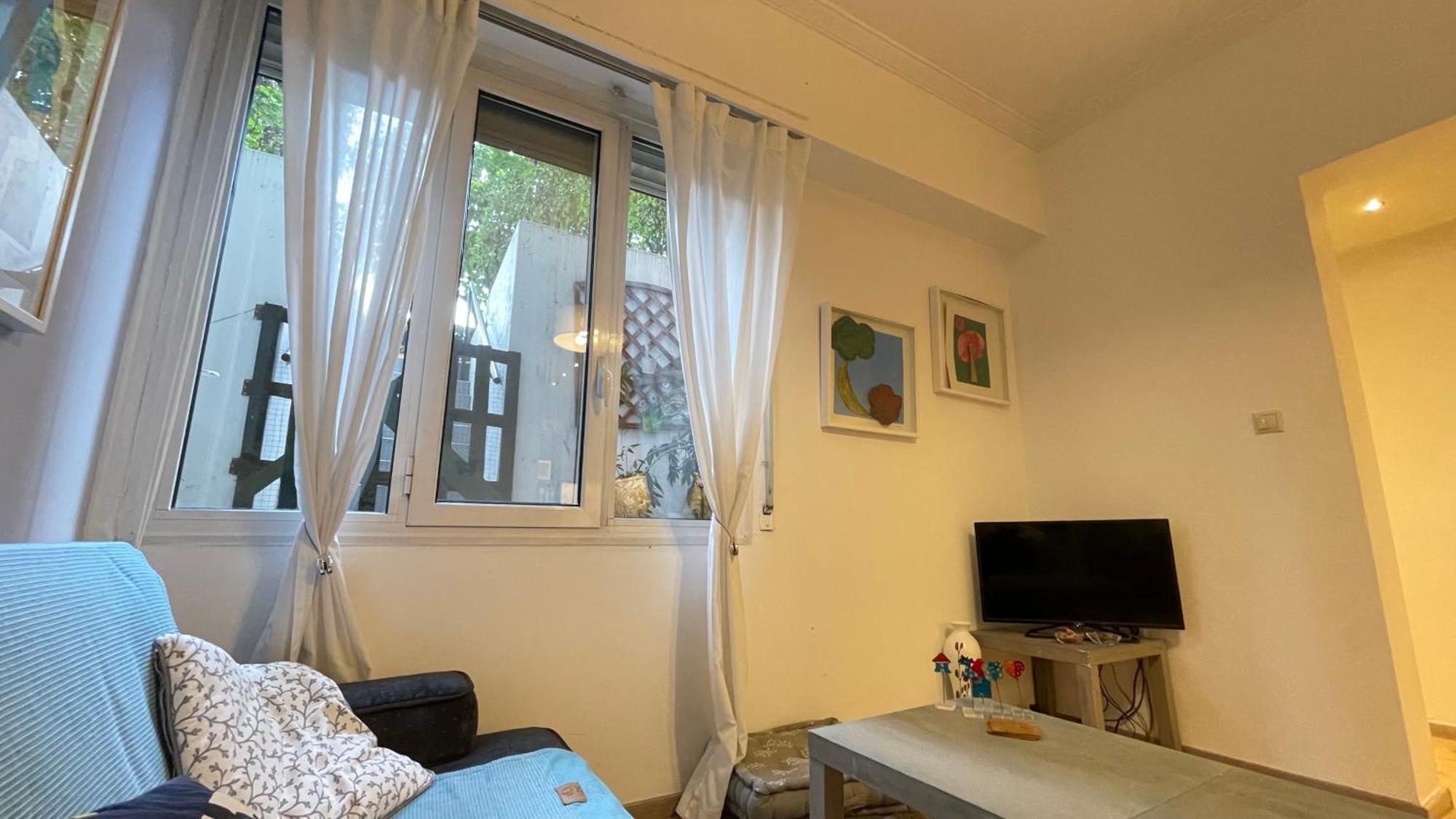 Cozy Apartment Ideally Located City Center And Megaron Moussikis Metro Station Athens Ngoại thất bức ảnh